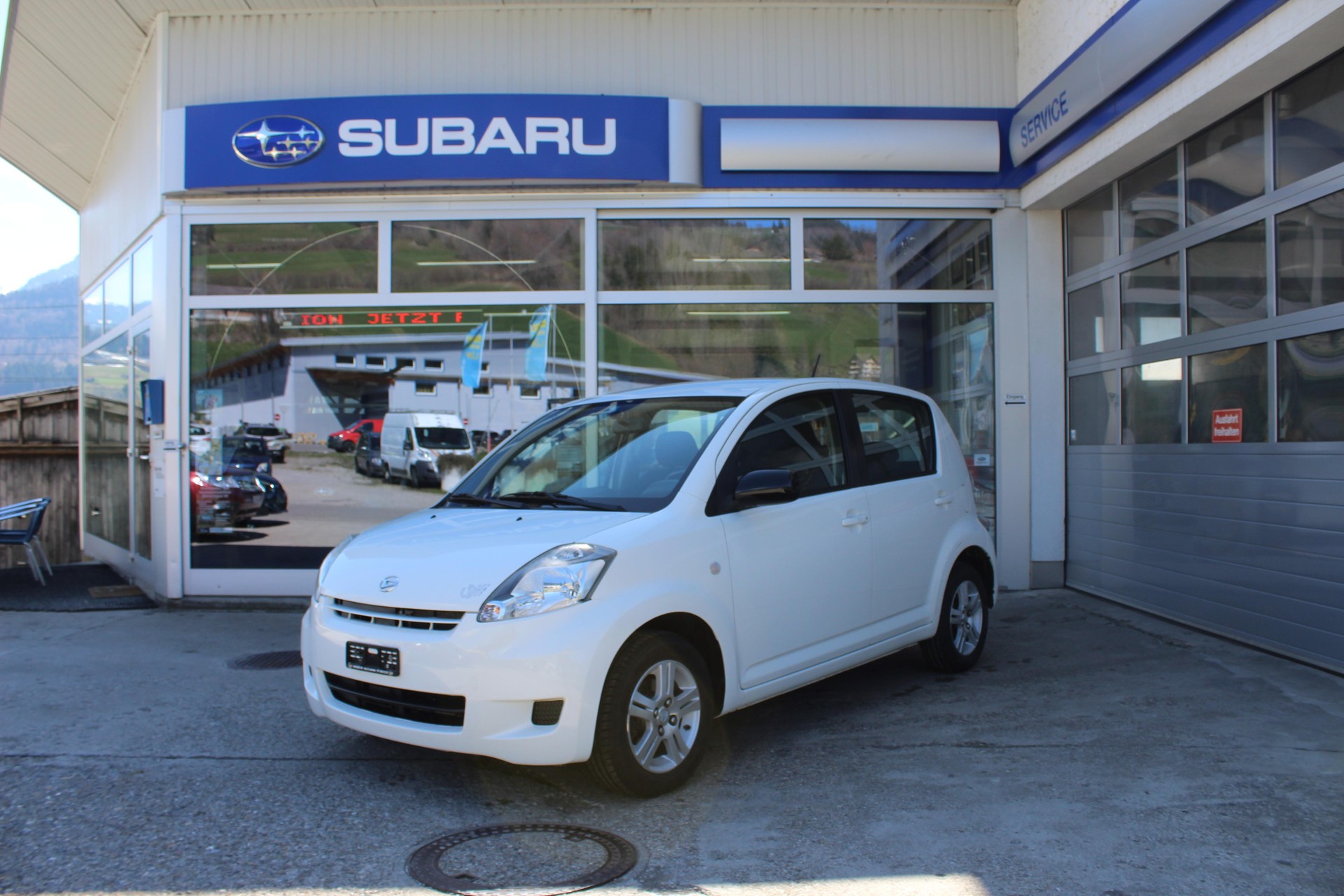 DAIHATSU Sirion 1.3 eco 4WD-image-2