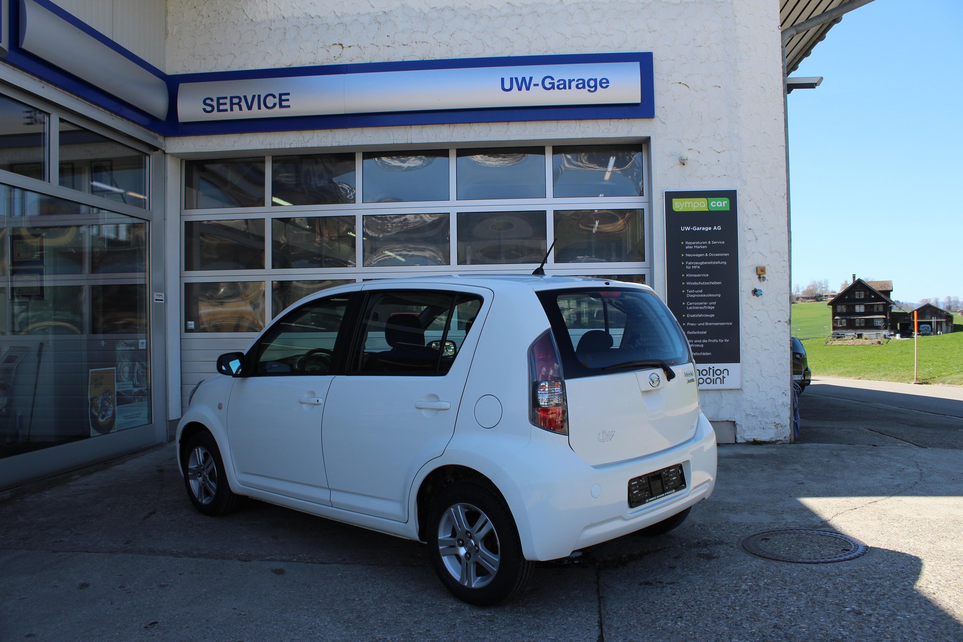 DAIHATSU Sirion 1.3 eco 4WD-image-6