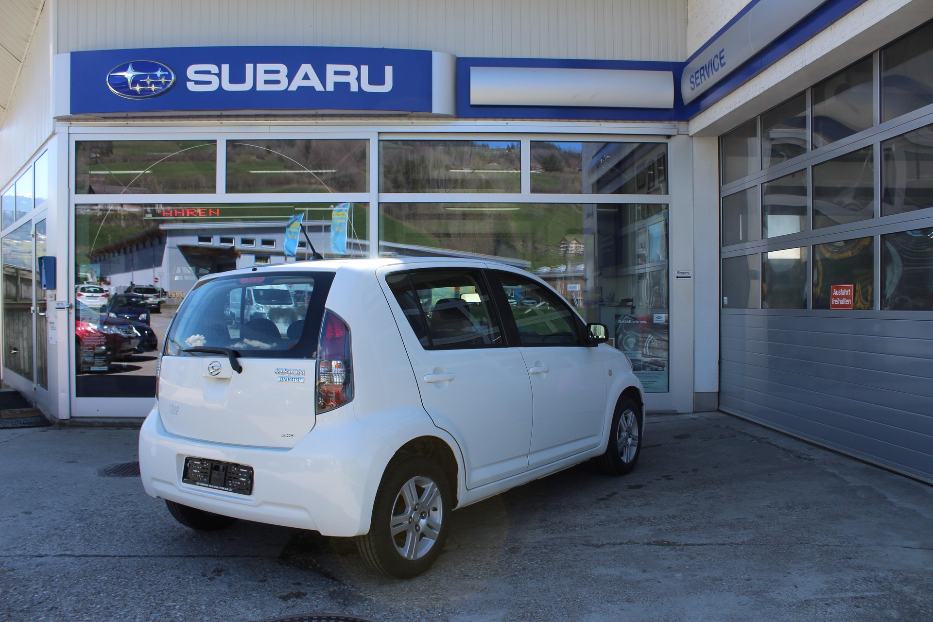DAIHATSU Sirion 1.3 eco 4WD-image-5