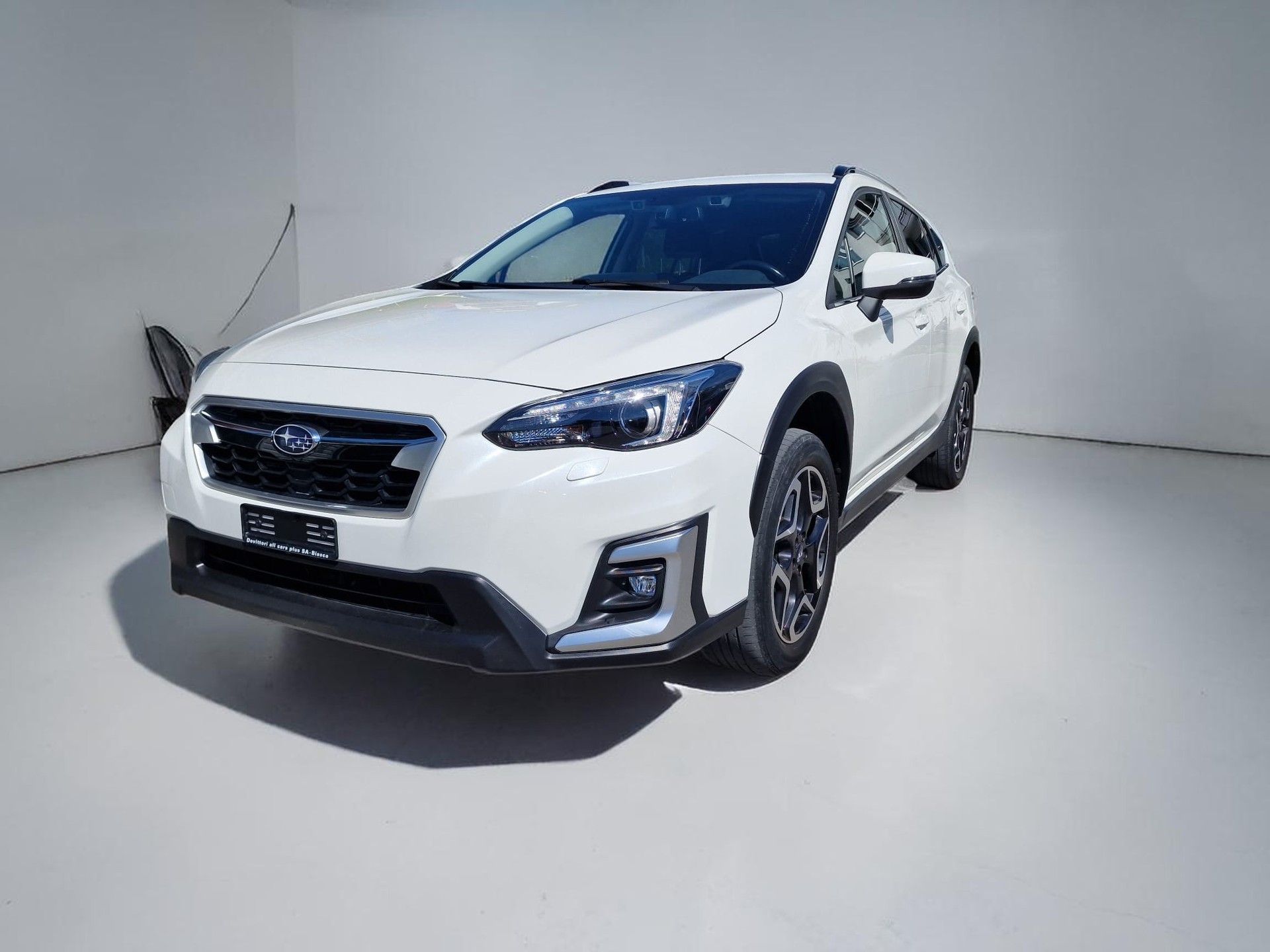 SUBARU XV 2.0 e-Boxer Swiss Plus AWD Lineartronic 24Mt Gara 8xBereift-showroom-element-1