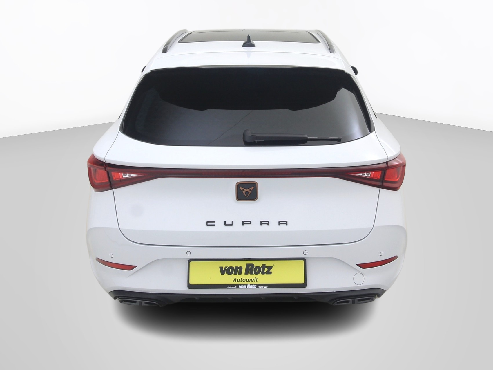 CUPRA Leon ST 1.5 eTSI ACT DSG-image-2