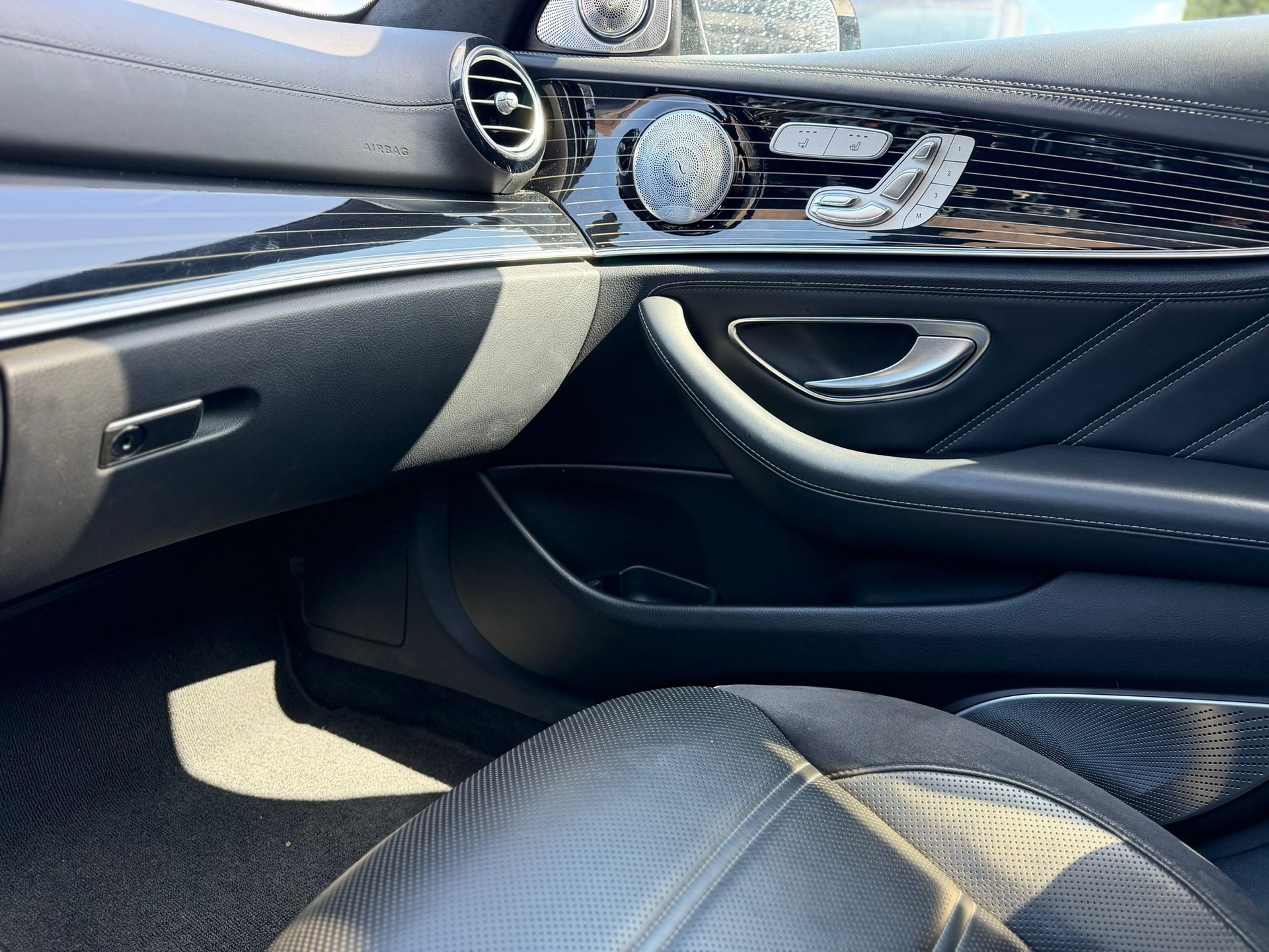 MERCEDES-BENZ E 63 AMG S 4Matic Speedshift MCT-image-12