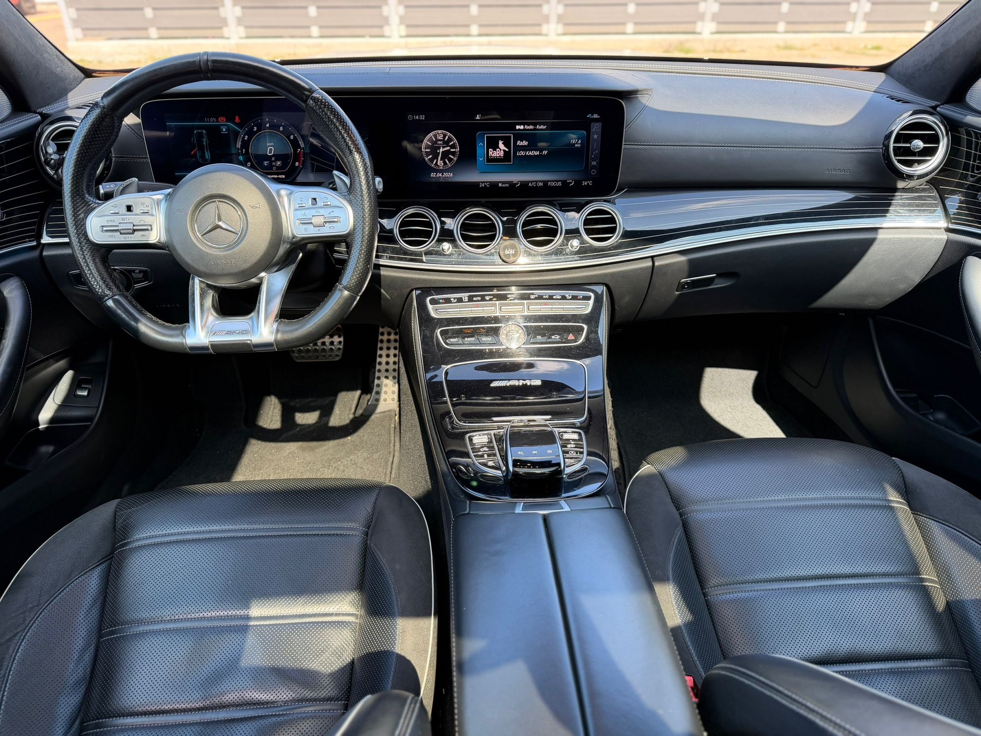 MERCEDES-BENZ E 63 AMG S 4Matic Speedshift MCT-image-6
