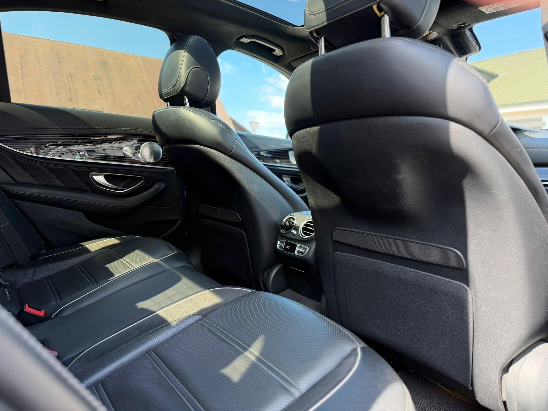 MERCEDES-BENZ E 63 AMG S 4Matic Speedshift MCT-image-14