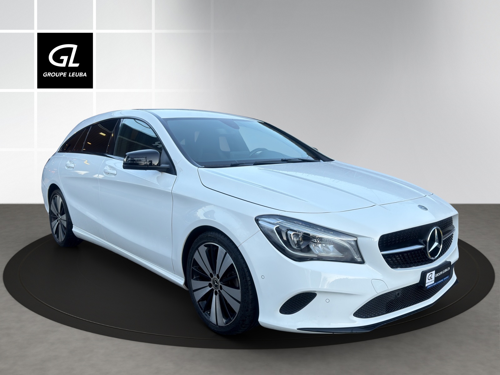 MERCEDES-BENZ CLA Shooting Brake 200 Night Star 7G-DCT-image-0