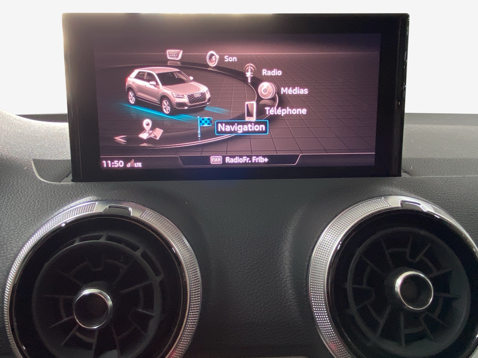AUDI Q2 40 TFSI S line Attraction quattro S-tronic-image-14