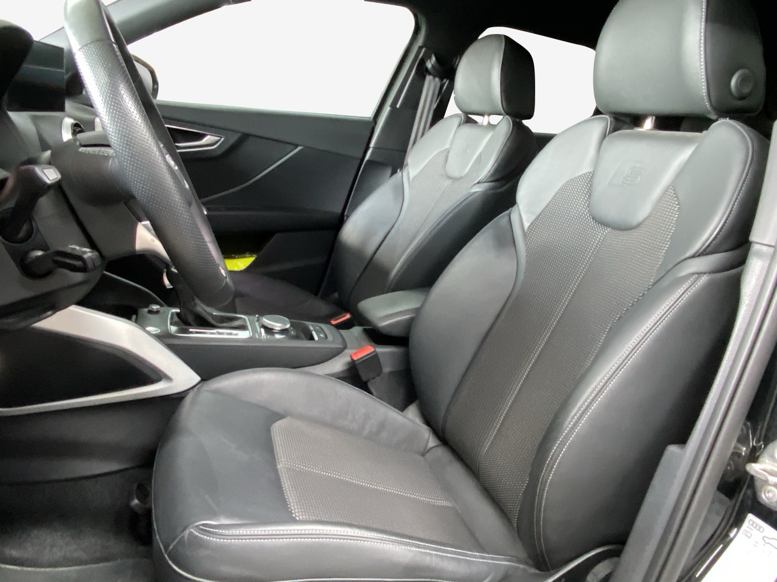 AUDI Q2 40 TFSI S line Attraction quattro S-tronic-image-7