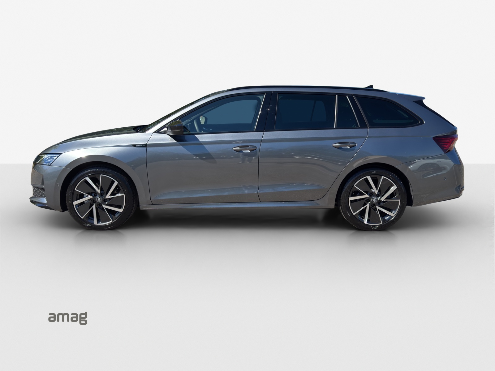 SKODA Octavia Sportline Dynamic-image-1