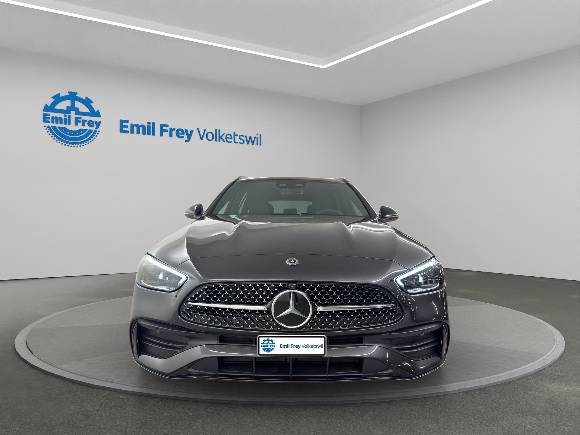 MERCEDES-BENZ C 300 AMG Line 4matic-image-4