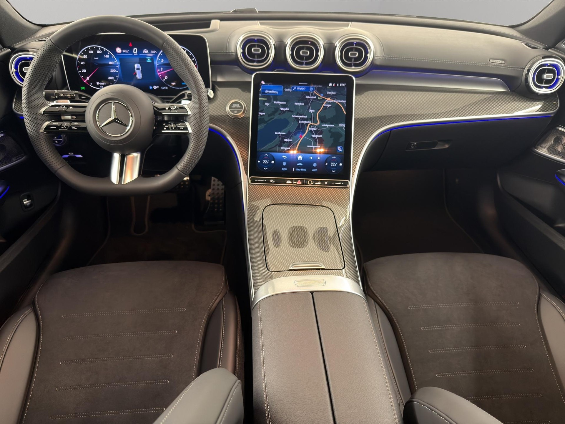 MERCEDES-BENZ C 300 AMG Line 4matic-image-10