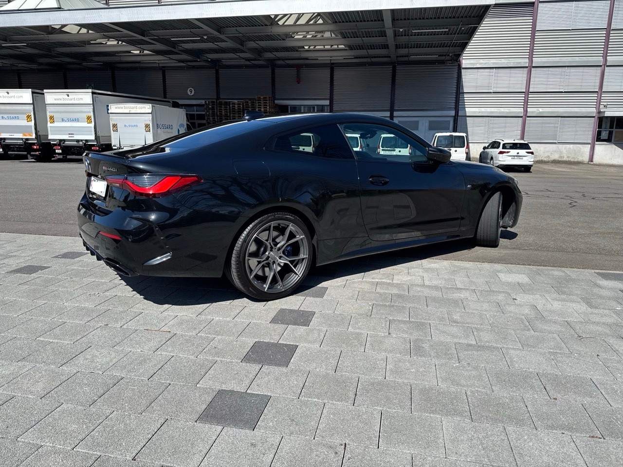 BMW M440i xDrive-image-1