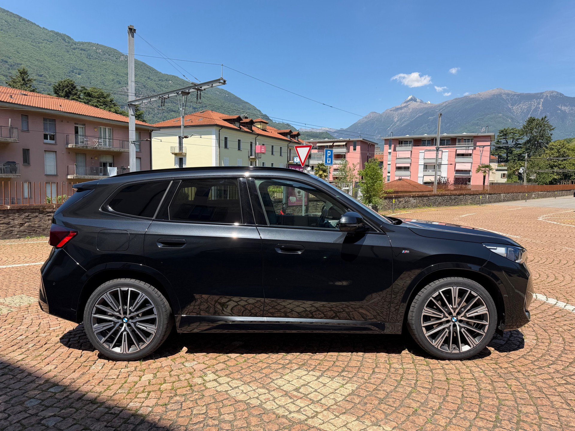 BMW X1 xDrive 23i 48V M Sport-image-2