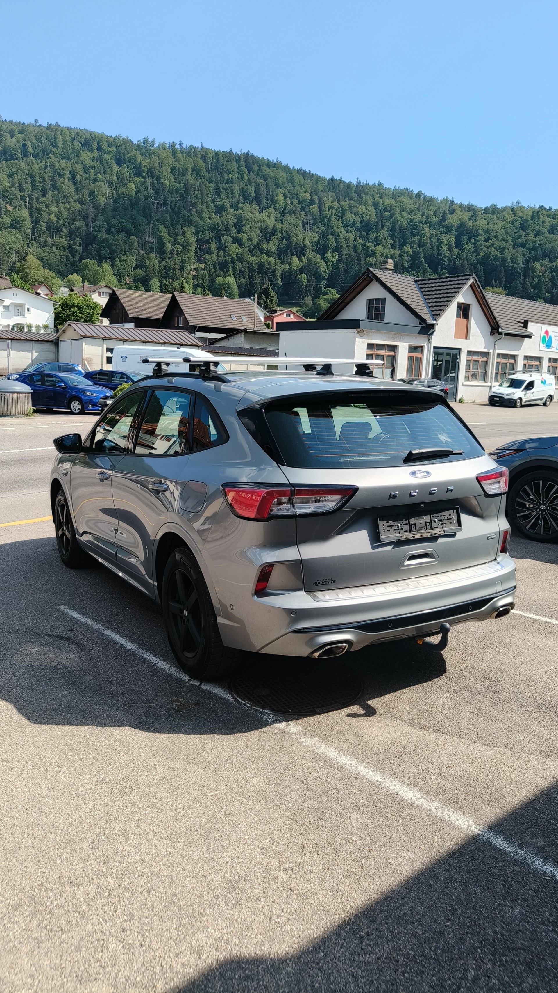 FORD Kuga 2.5 PHEV ST-Line 2WD-image-3