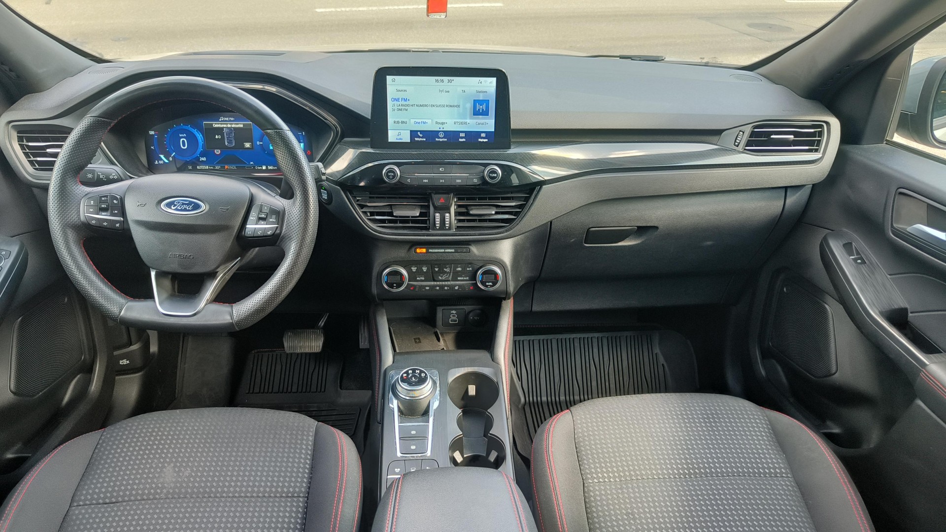 FORD Kuga 2.5 PHEV ST-Line 2WD-image-10