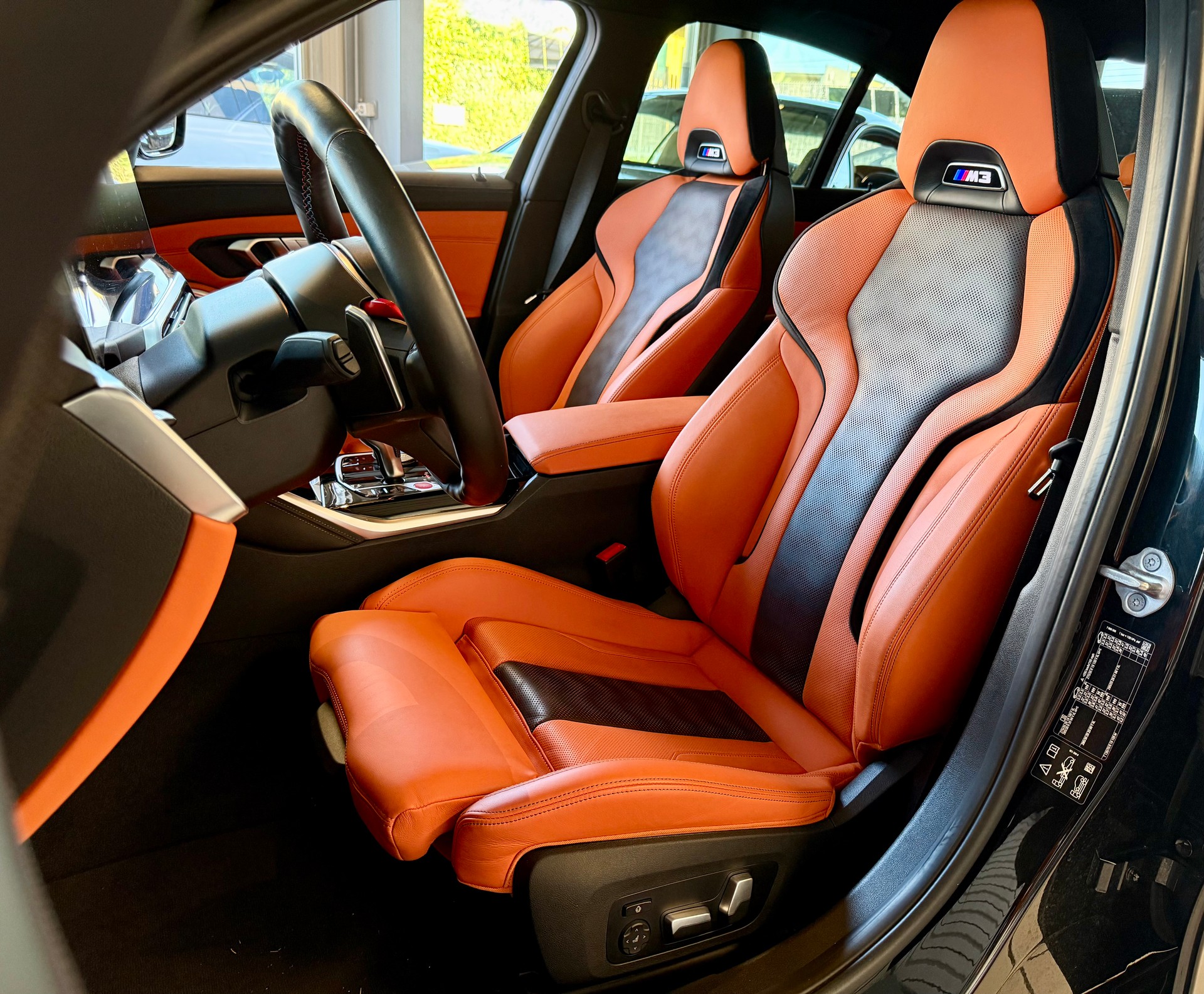 BMW M3 Competition M xDrive-image-13