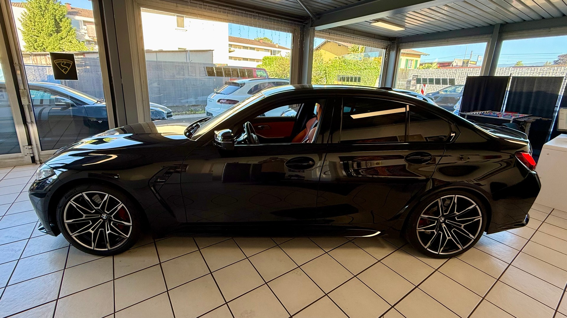 BMW M3 Competition M xDrive-image-6