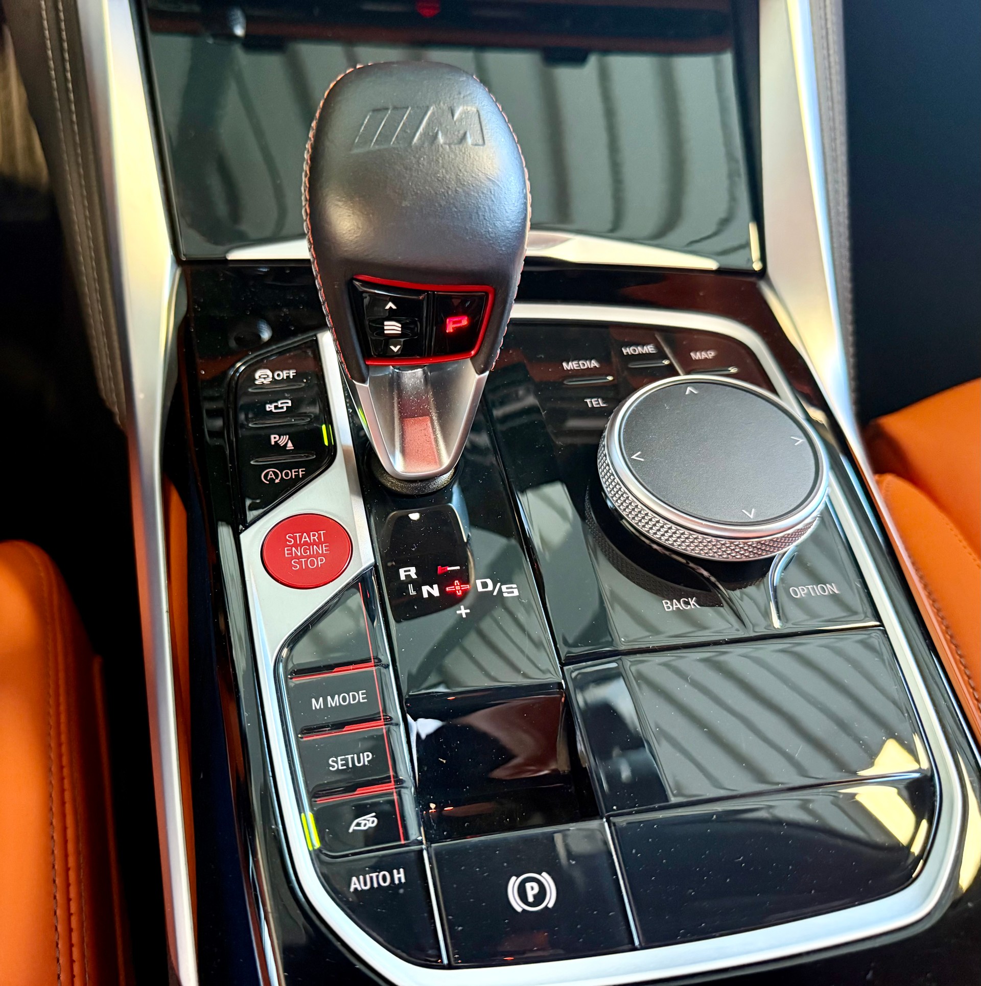 BMW M3 Competition M xDrive-image-21
