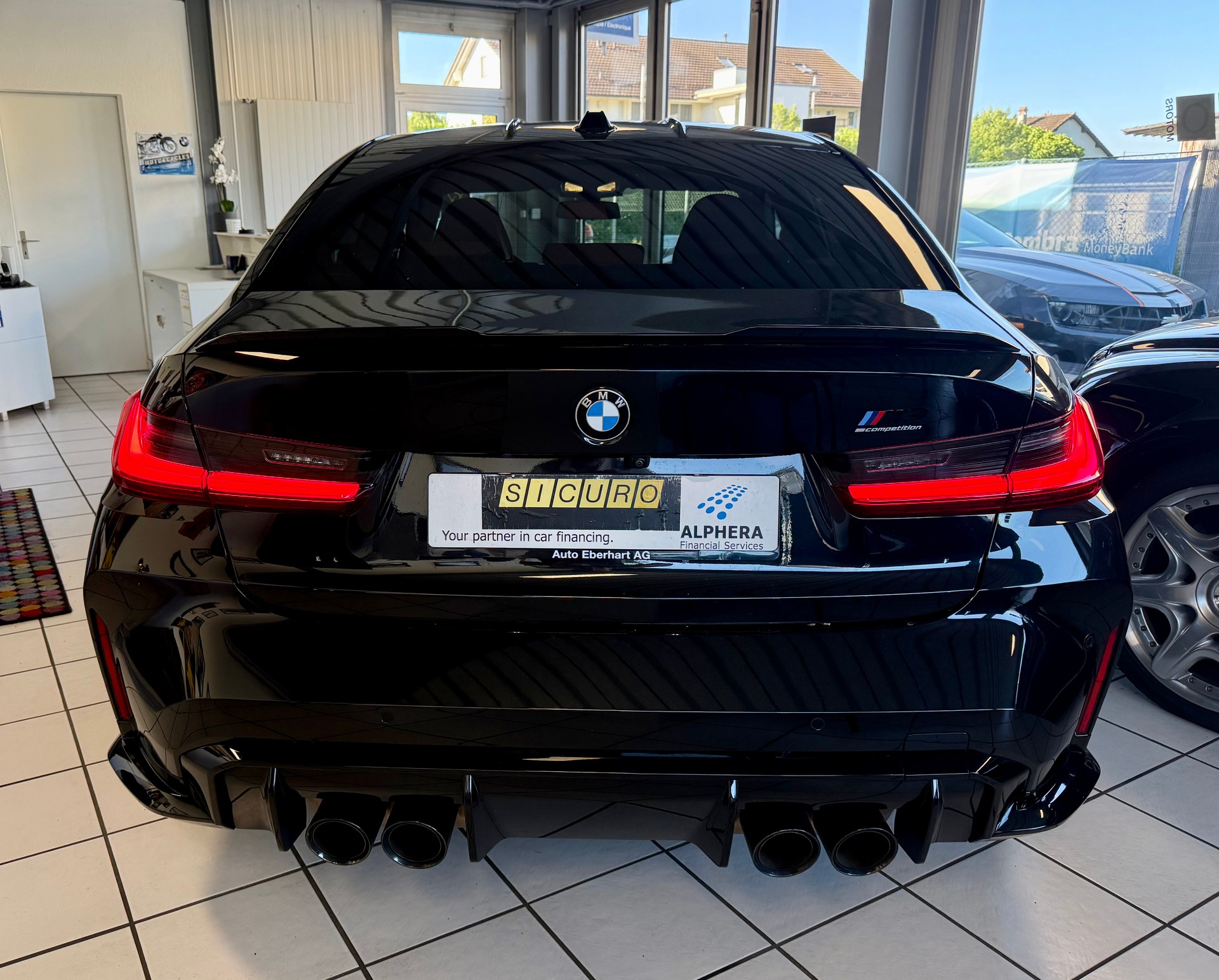 BMW M3 Competition M xDrive-image-8