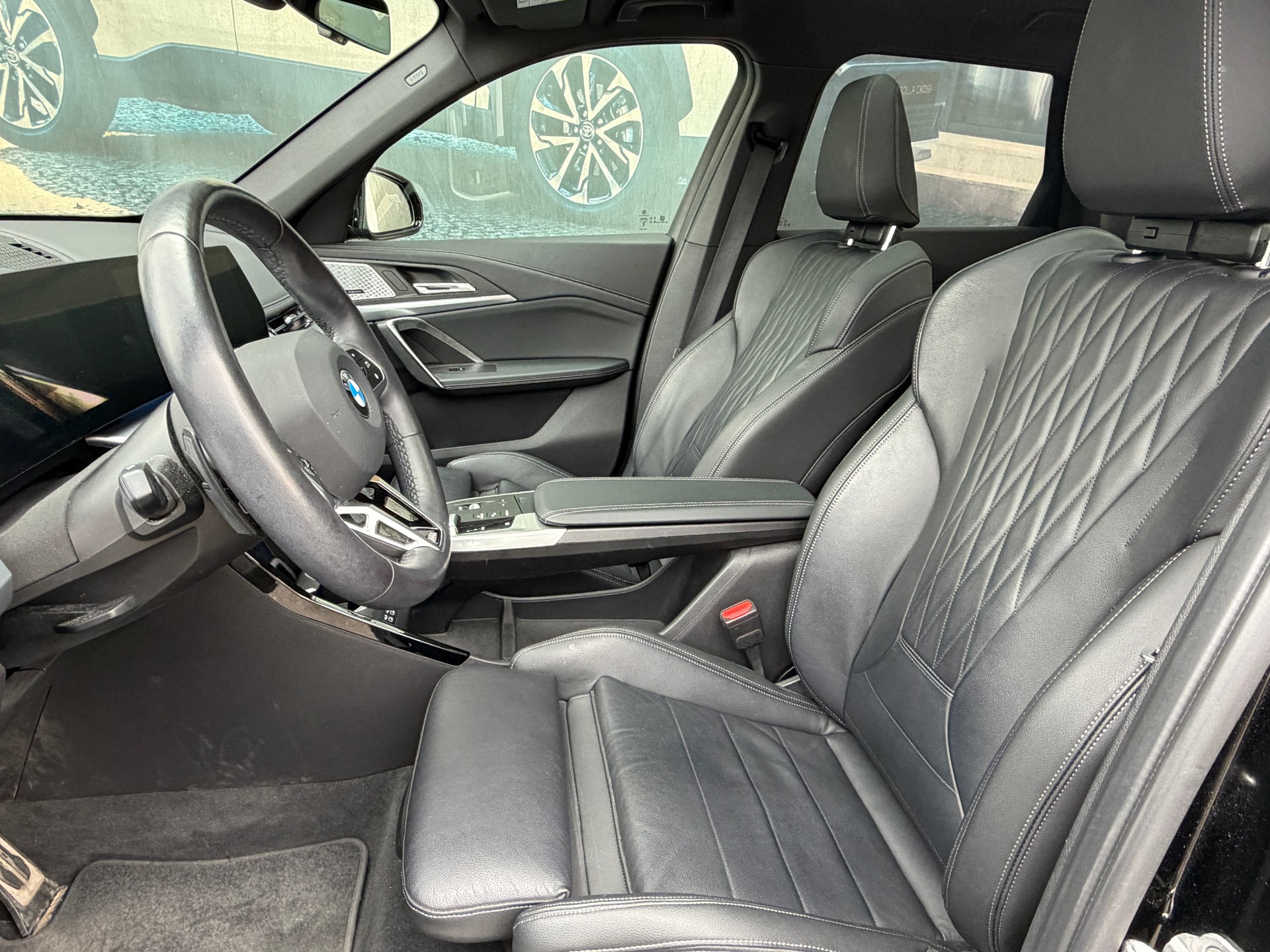 BMW X1 xDrive 23i 48V M Sport Pro-image-9