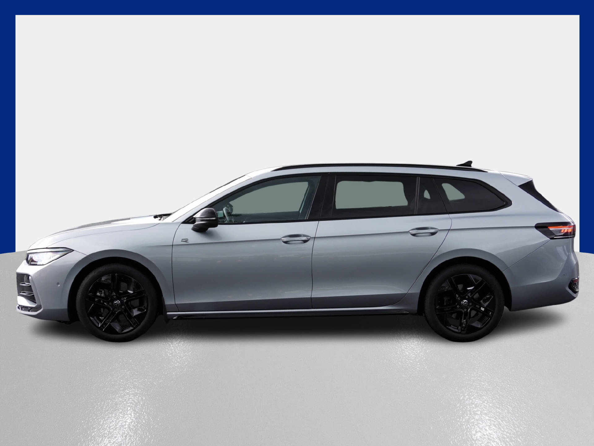 VW Passat Variant 2.0 TDI R-Line DSG 4Motion-image-3
