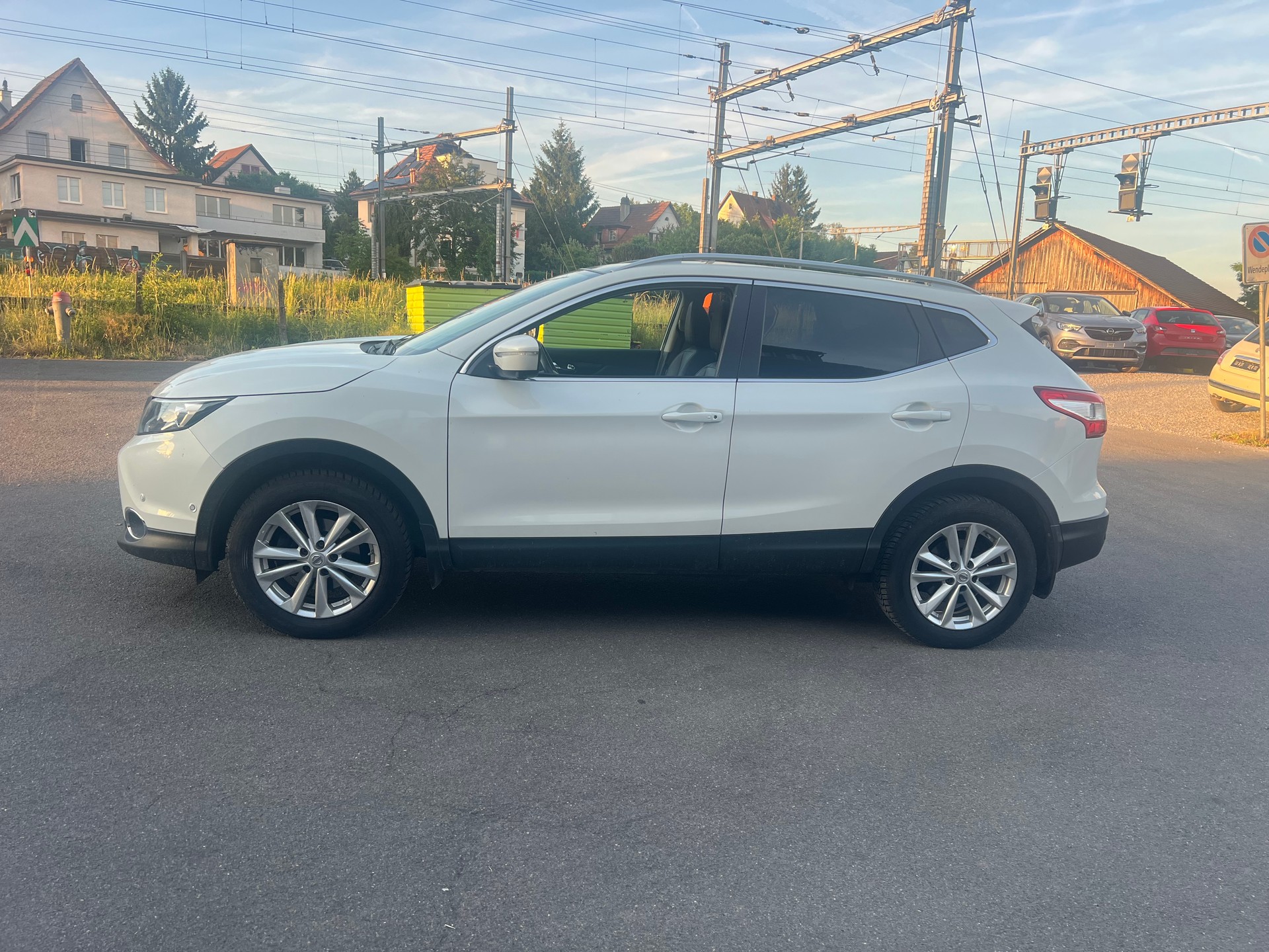 NISSAN Qashqai 1.6 dCi tekna ALL-MODE 4x4-image-4