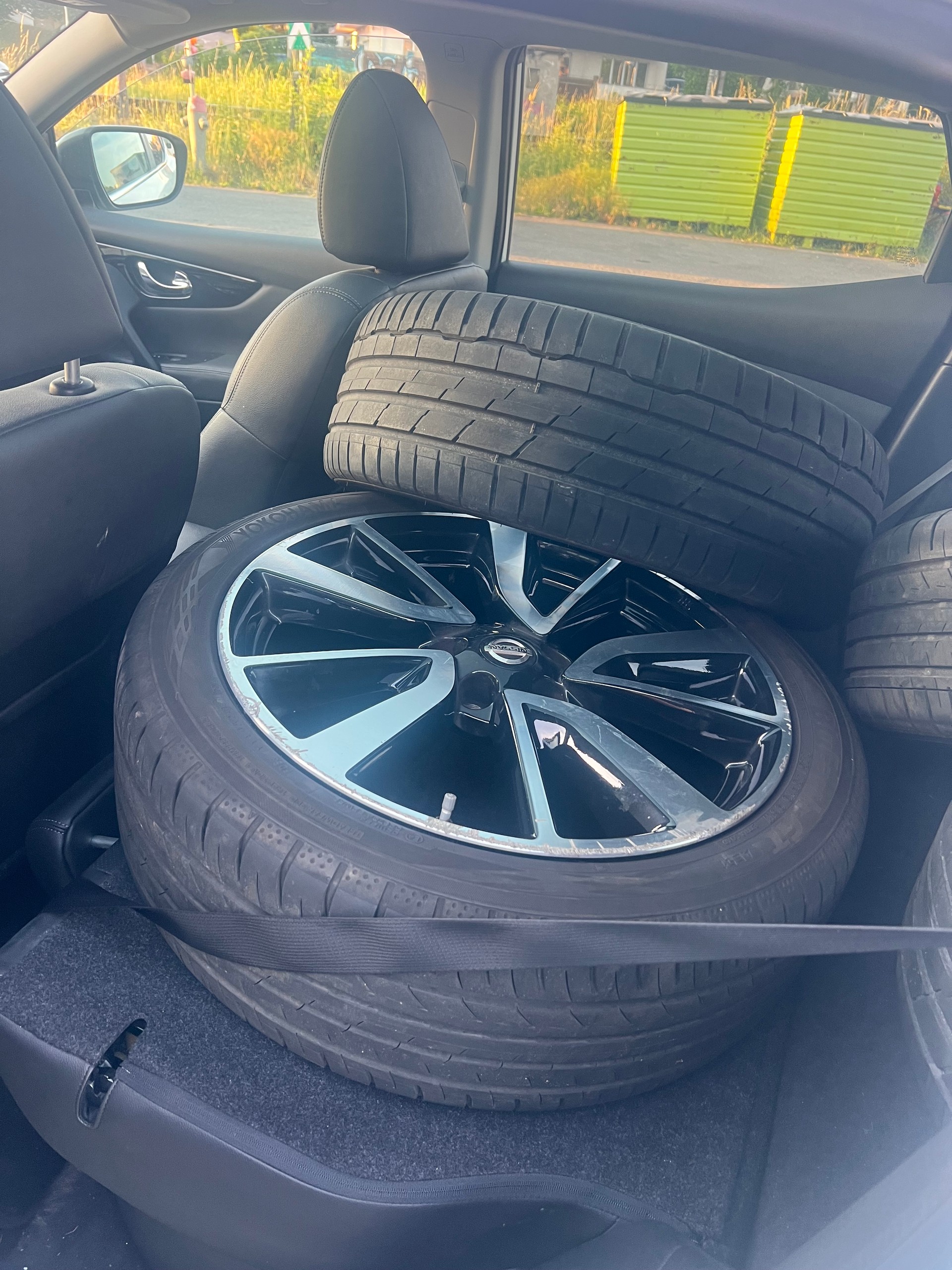 NISSAN Qashqai 1.6 dCi tekna ALL-MODE 4x4-image-8