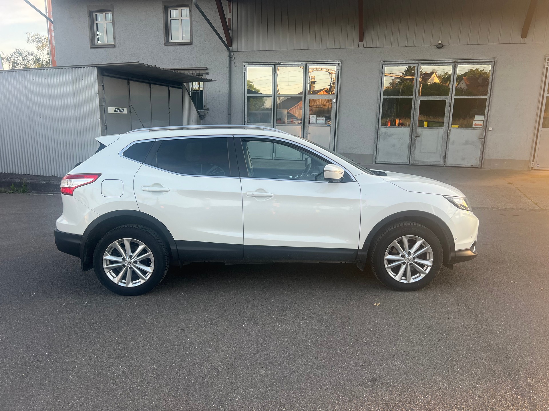 NISSAN Qashqai 1.6 dCi tekna ALL-MODE 4x4-image-5