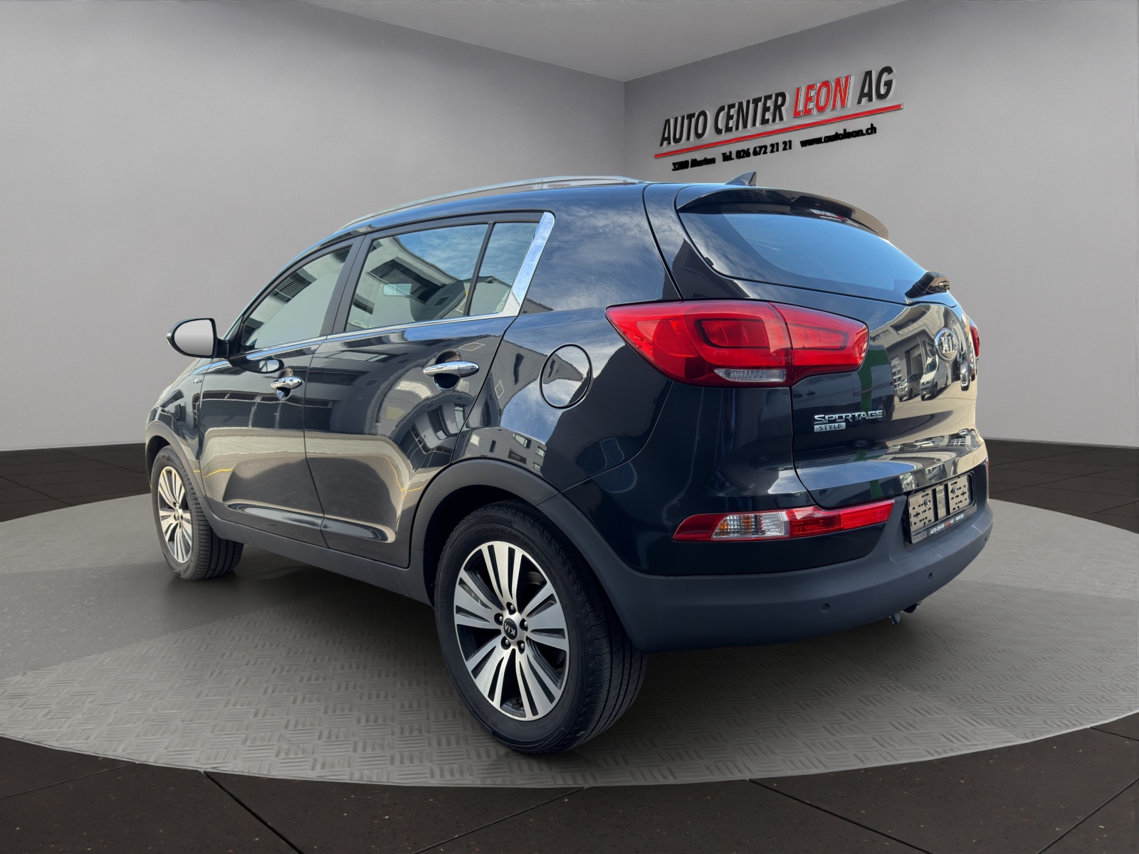 KIA Sportage 2.0 CRDi Trend 4WD Automatic-showroom-element-3