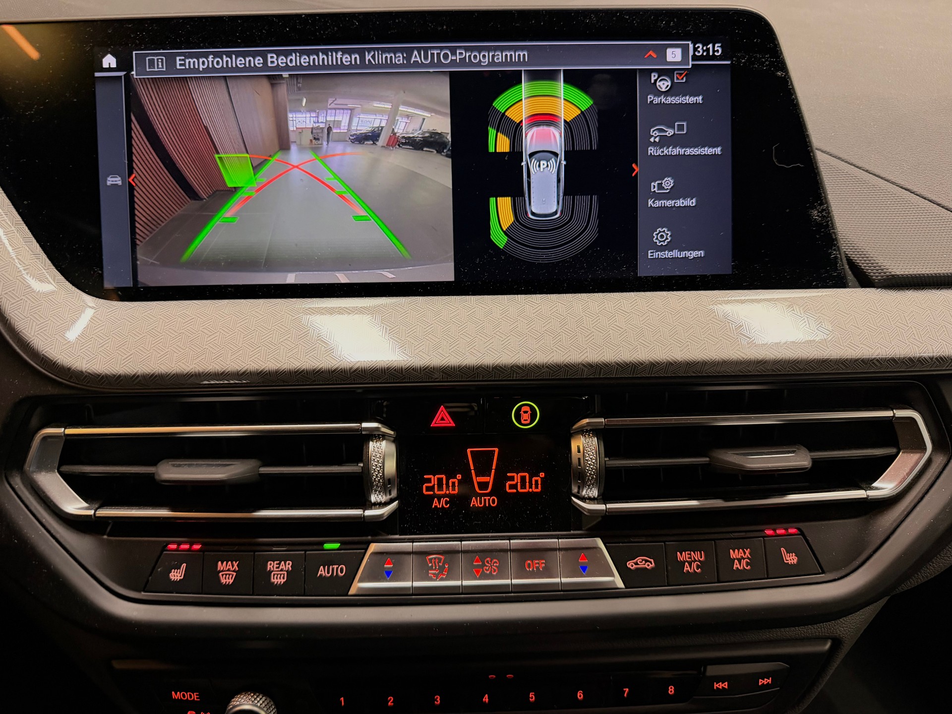 BMW 120i Steptronic | CH-Fzg. | CarVertical | Unfallfrei | Top Ausstattung-image-28