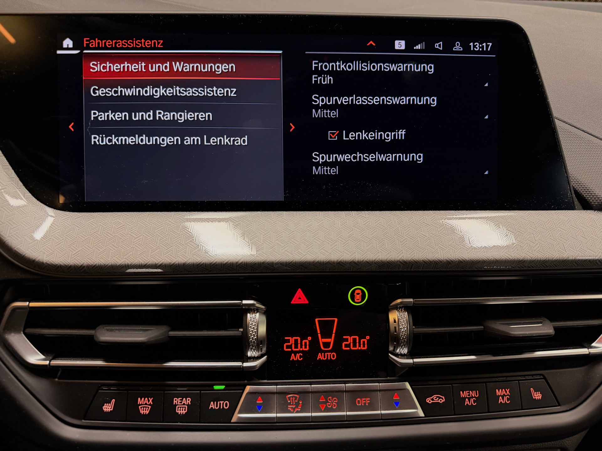 BMW 120i Steptronic | CH-Fzg. | CarVertical | Unfallfrei | Top Ausstattung-image-26