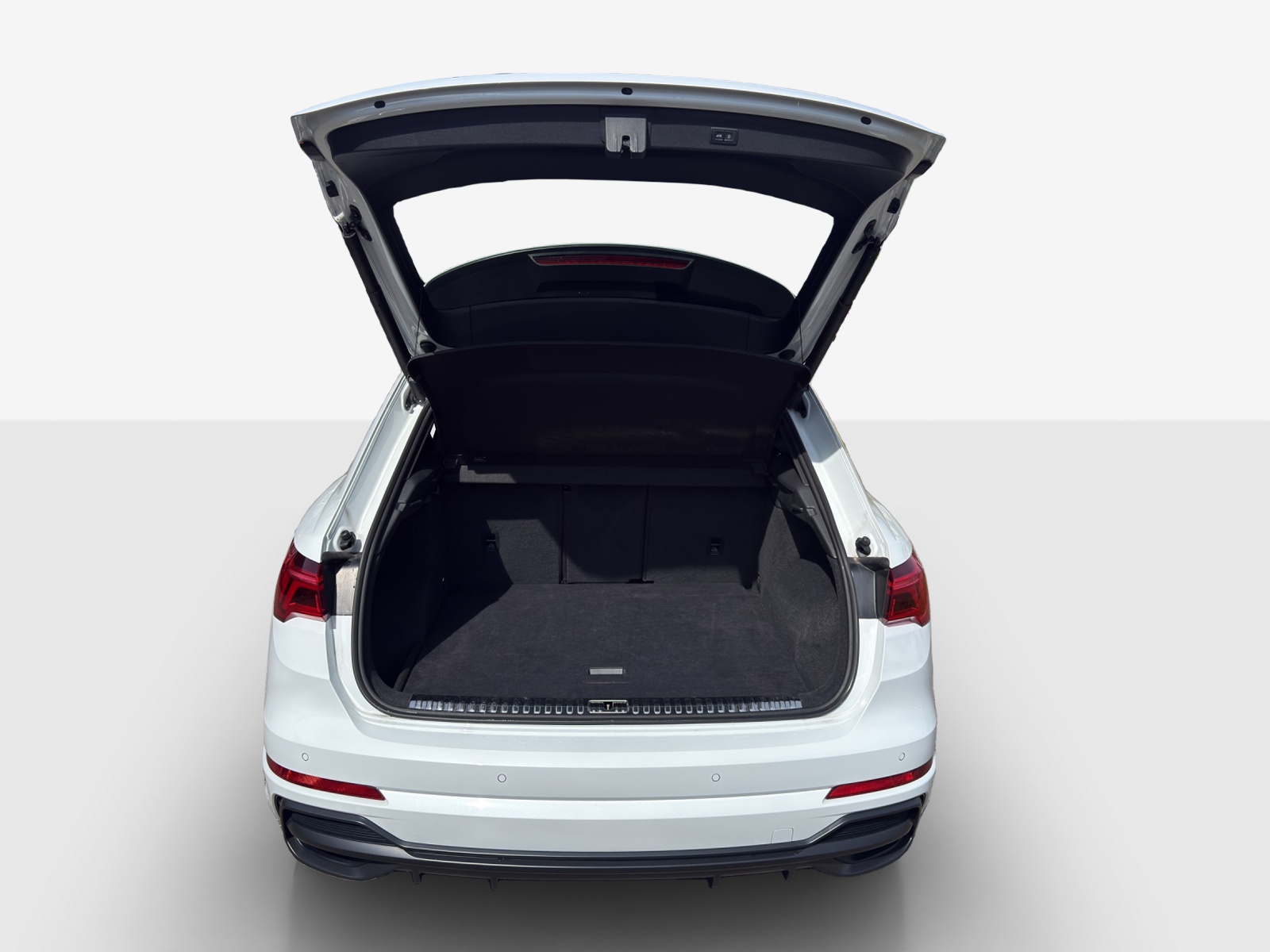 AUDI Q3 35 TFSI S line Attraction S-tronic-image-12