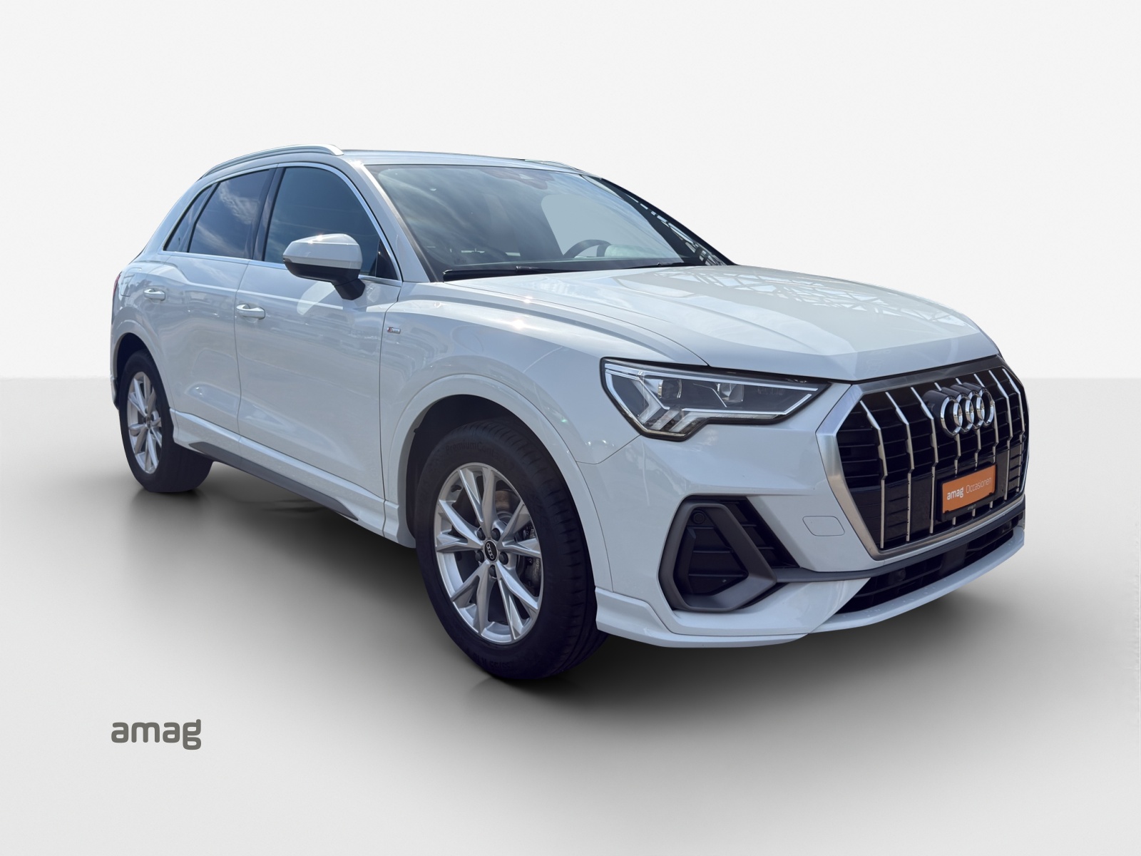 AUDI Q3 35 TFSI S line Attraction S-tronic-image-5