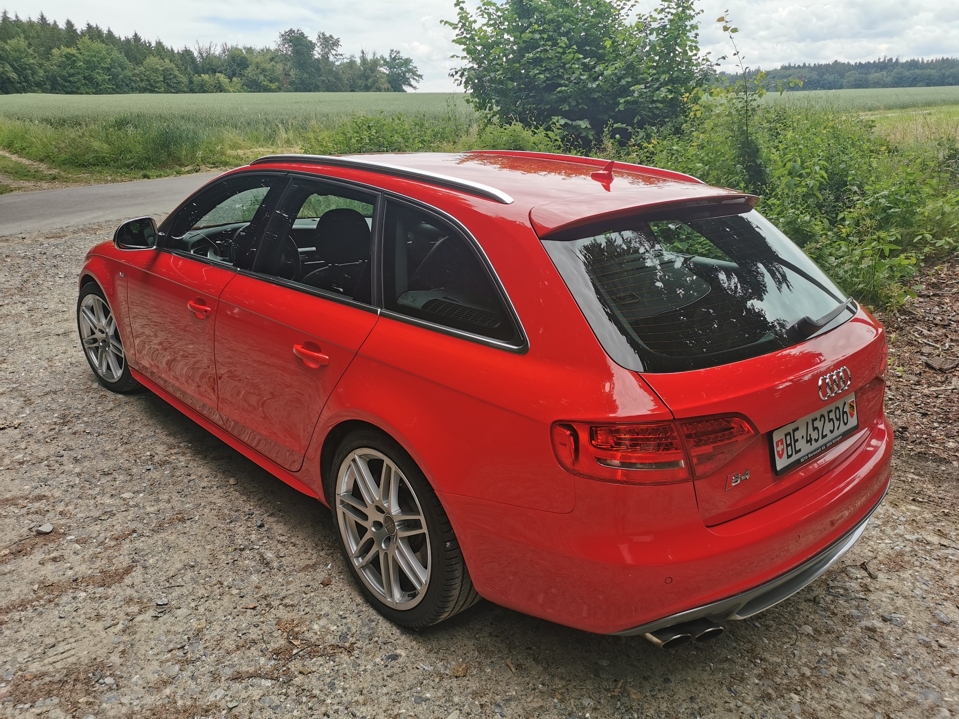 AUDI 3.0 V6 TFSI quattro-image-1