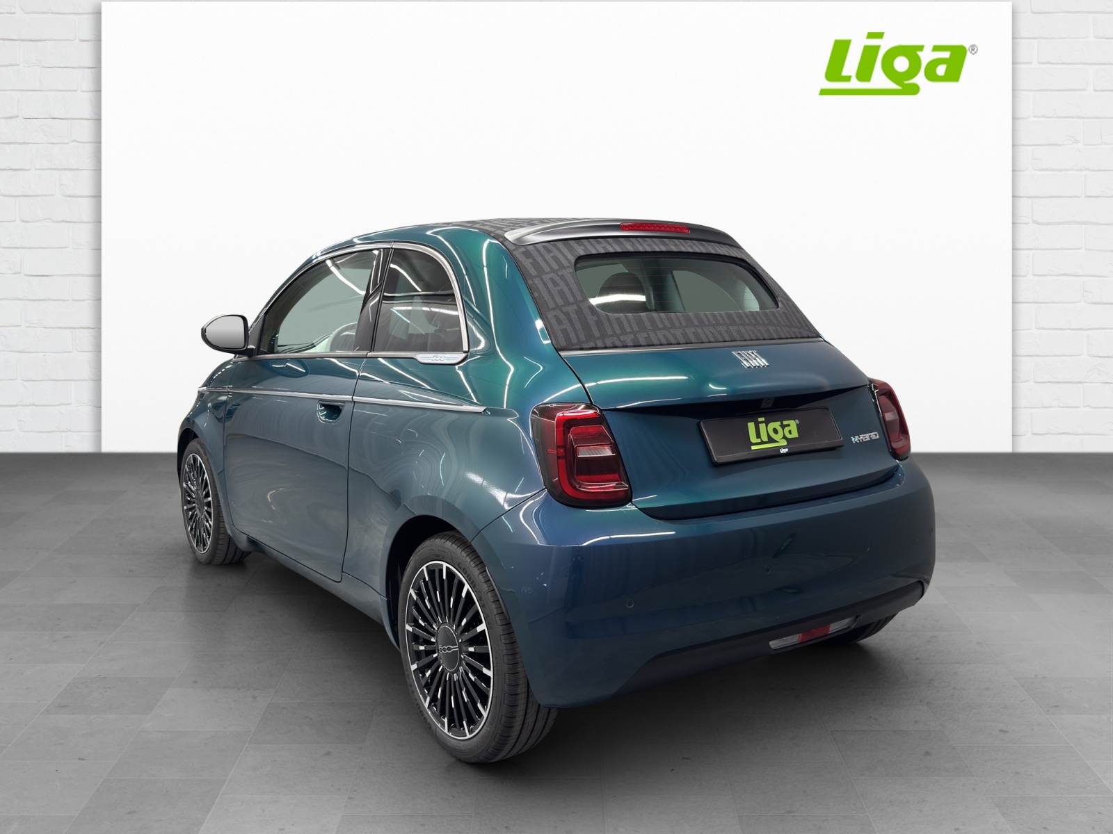 FIAT 500 Cabrio 1.0 Hybrid La Prima-image-3