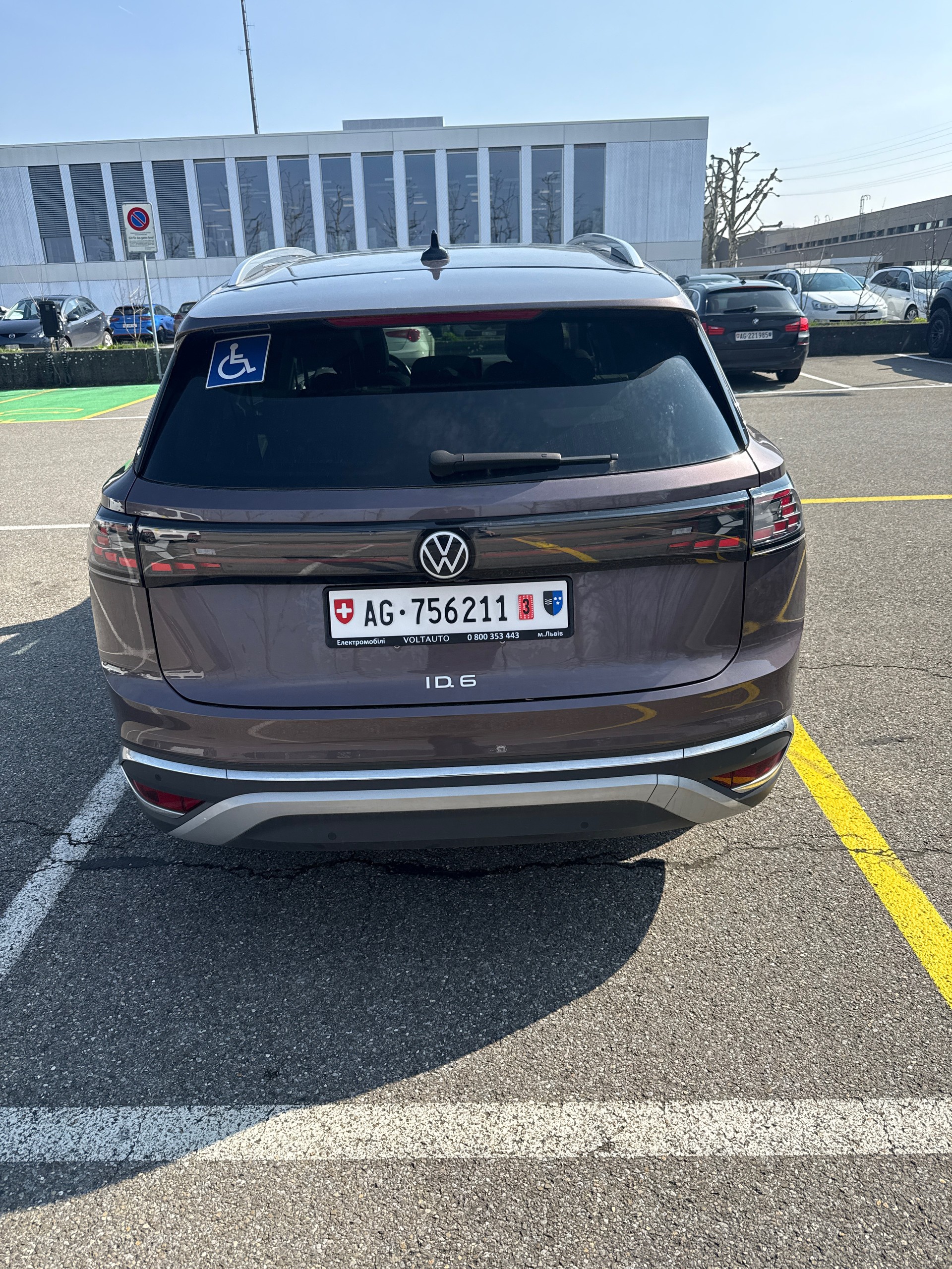 VW ID.6 Crozz PRO-image-1