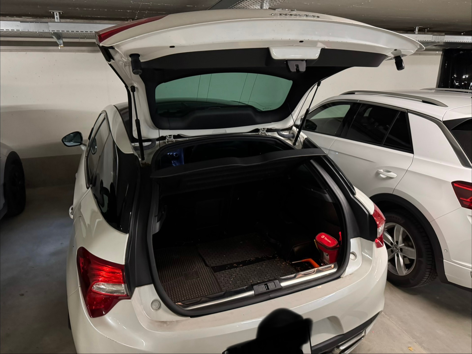 DS AUTOMOBILES 2.0 HDi Chic-image-5