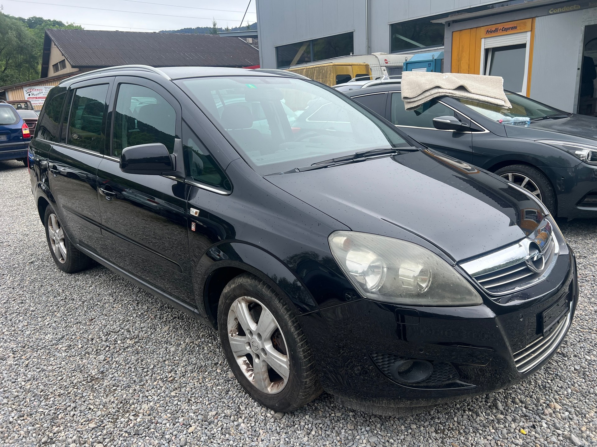 OPEL Zafira 1.7 CDTI Cosmo-image-2