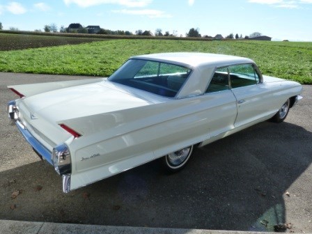 CADILLAC DEVILLE-image-2