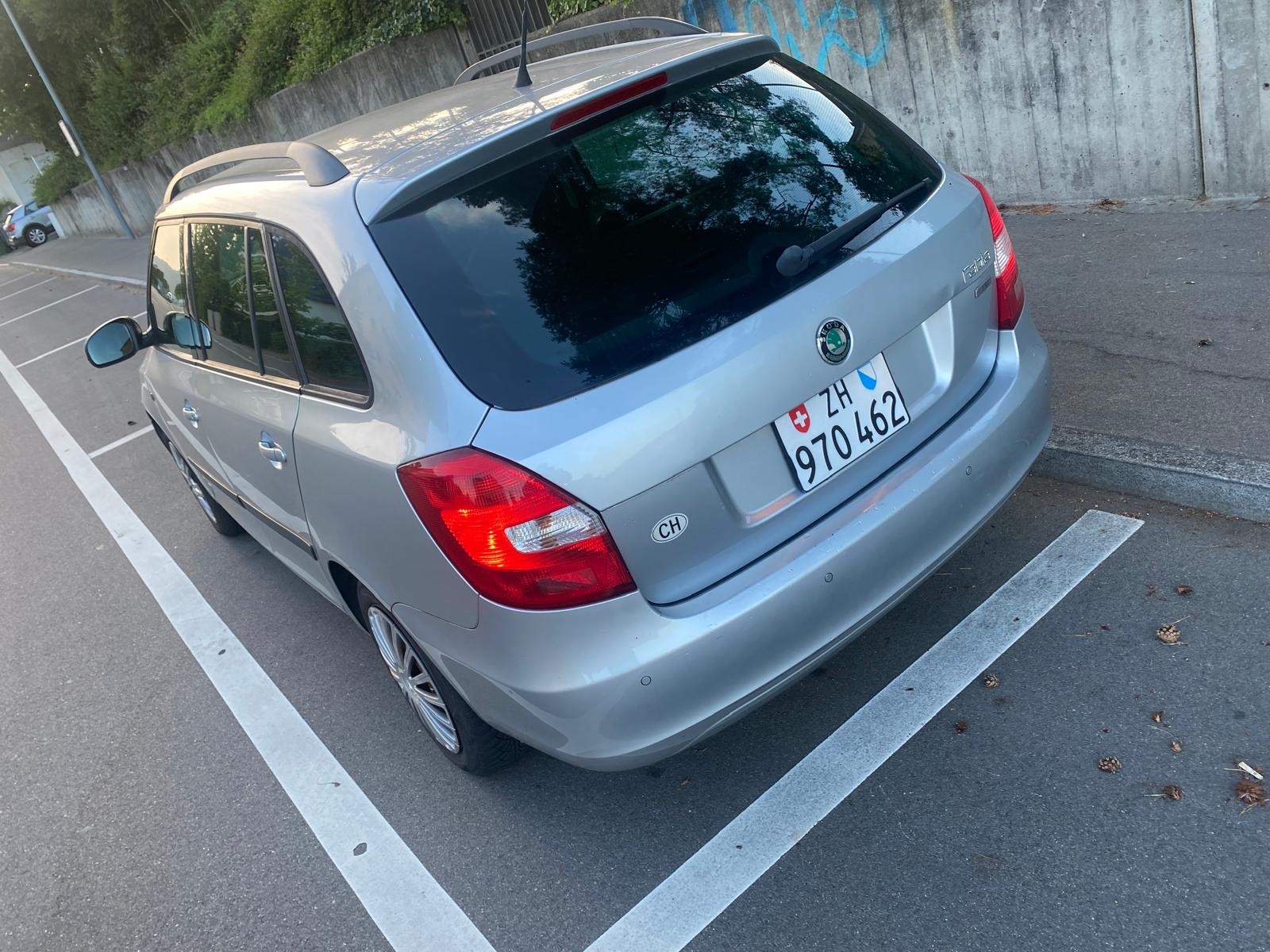 SKODA Fabia 1.2 TSI Family-image-4