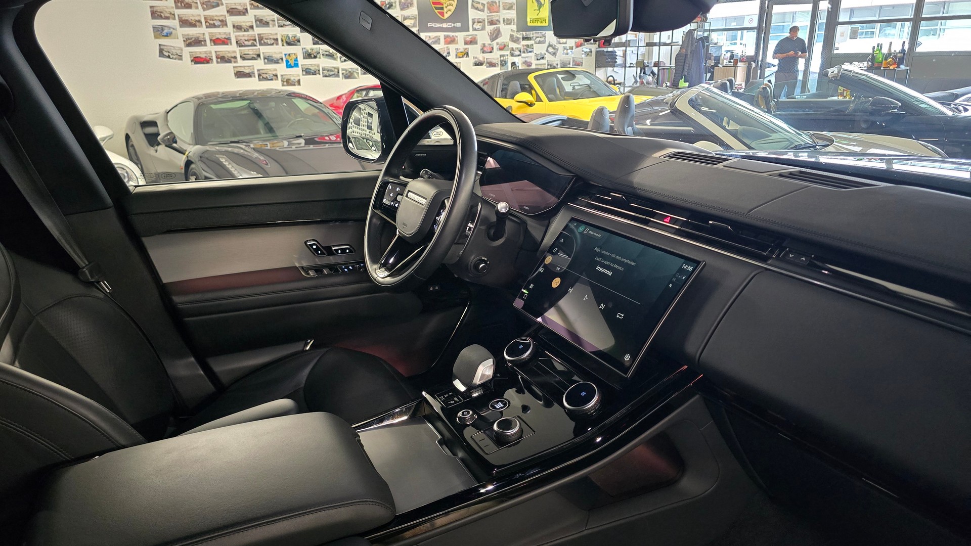LAND ROVER Range Rover Sport D300 3.0 TD6 MHEV Dynamic SE Automatic-image-17