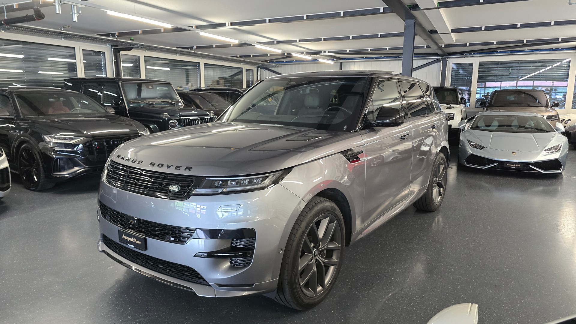 LAND ROVER Range Rover Sport D300 3.0 TD6 MHEV Dynamic SE Automatic-image-11
