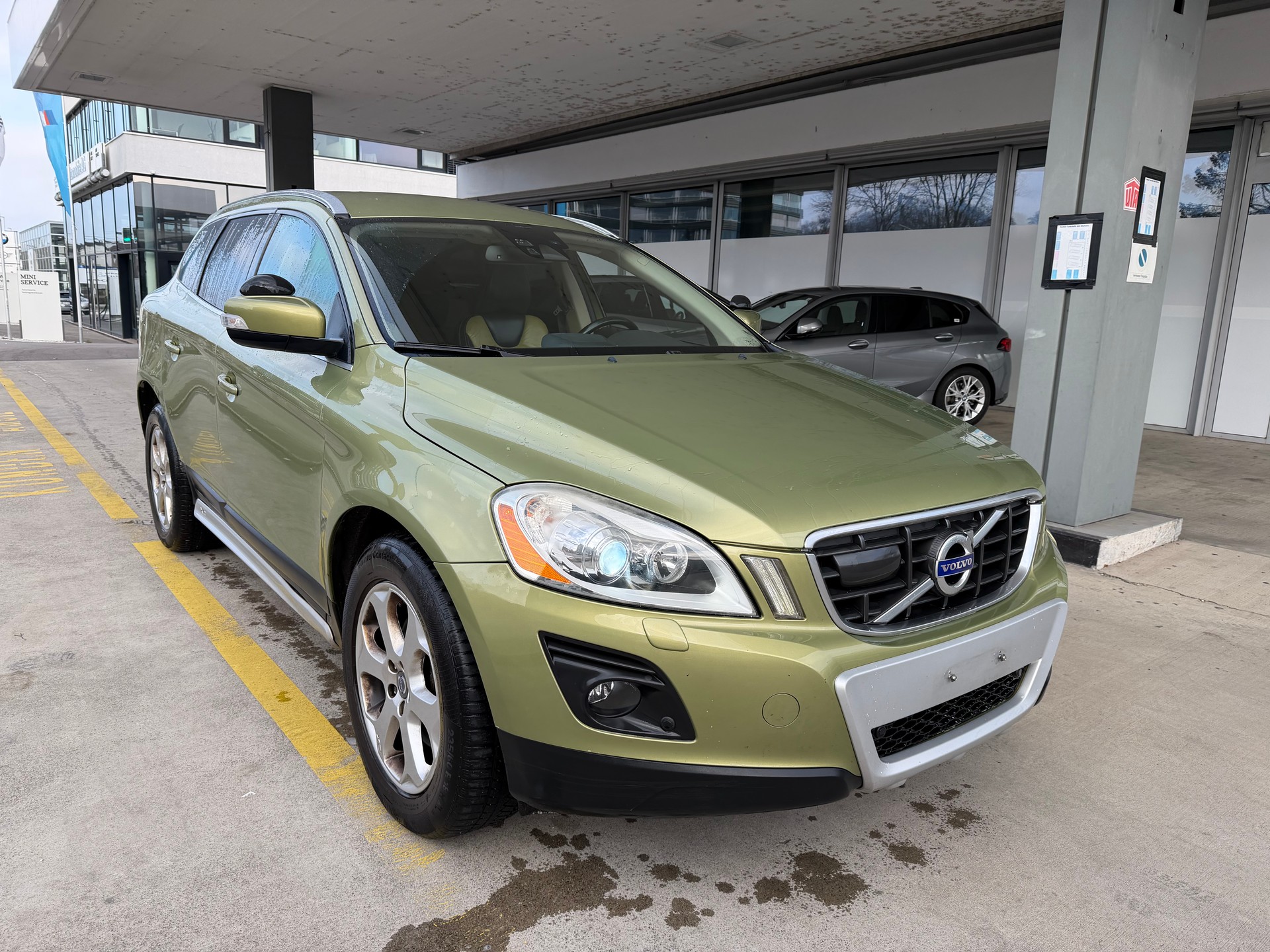 VOLVO XC60 T6 AWD Summum Geartronic-image-6