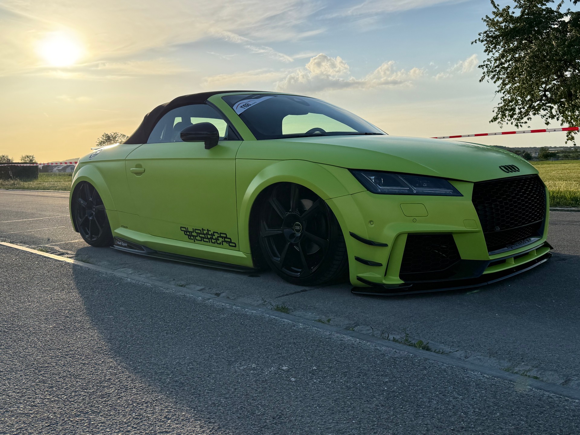 AUDI TT Roadster 2.0 TFSI quattro S-tronic-image-1