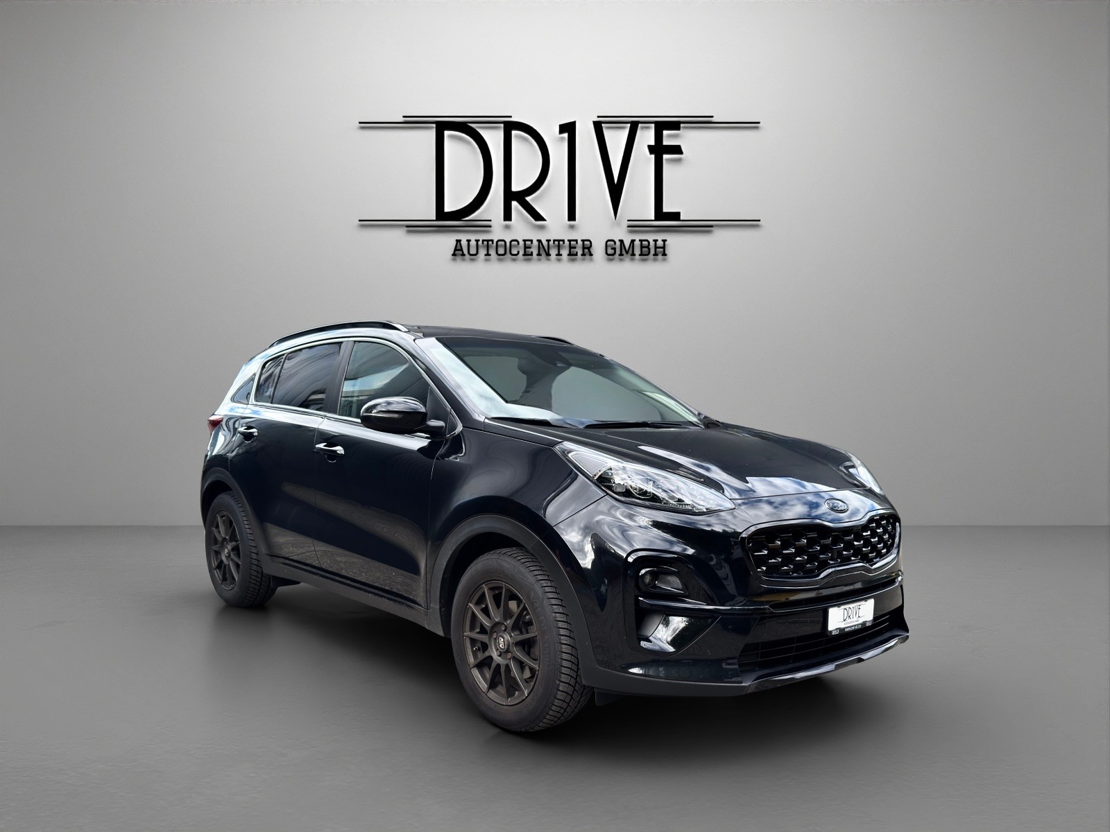 KIA Sportage 1.6CRDi Mild Hybrid Black Edition 4WD DCT-image-2