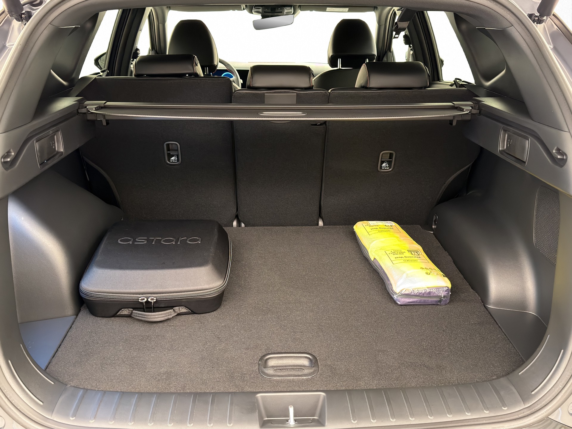 HYUNDAI Tucson 1.6 T-GDi PHEV N-Line LUX Sunroof-image-12