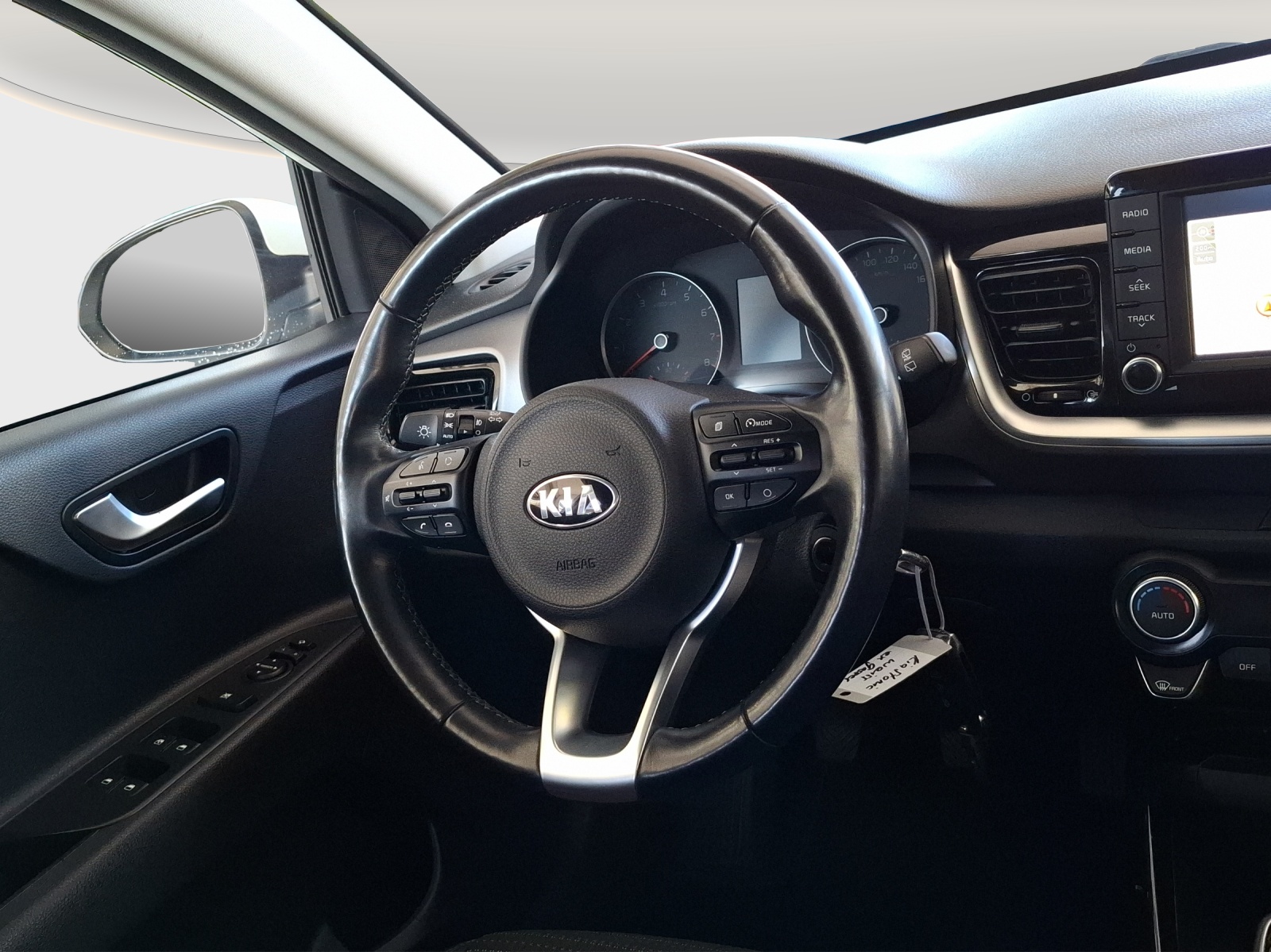 KIA Stonic 1.0 T-GDi //-image-14