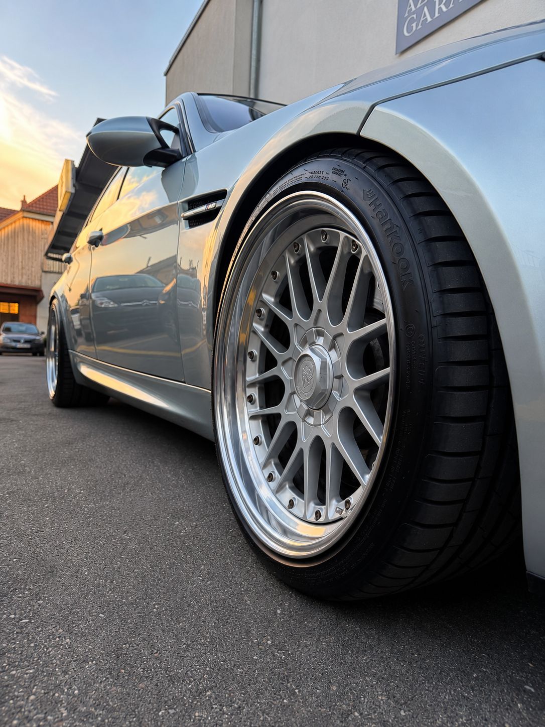 BMW M3 DSG-image-2
