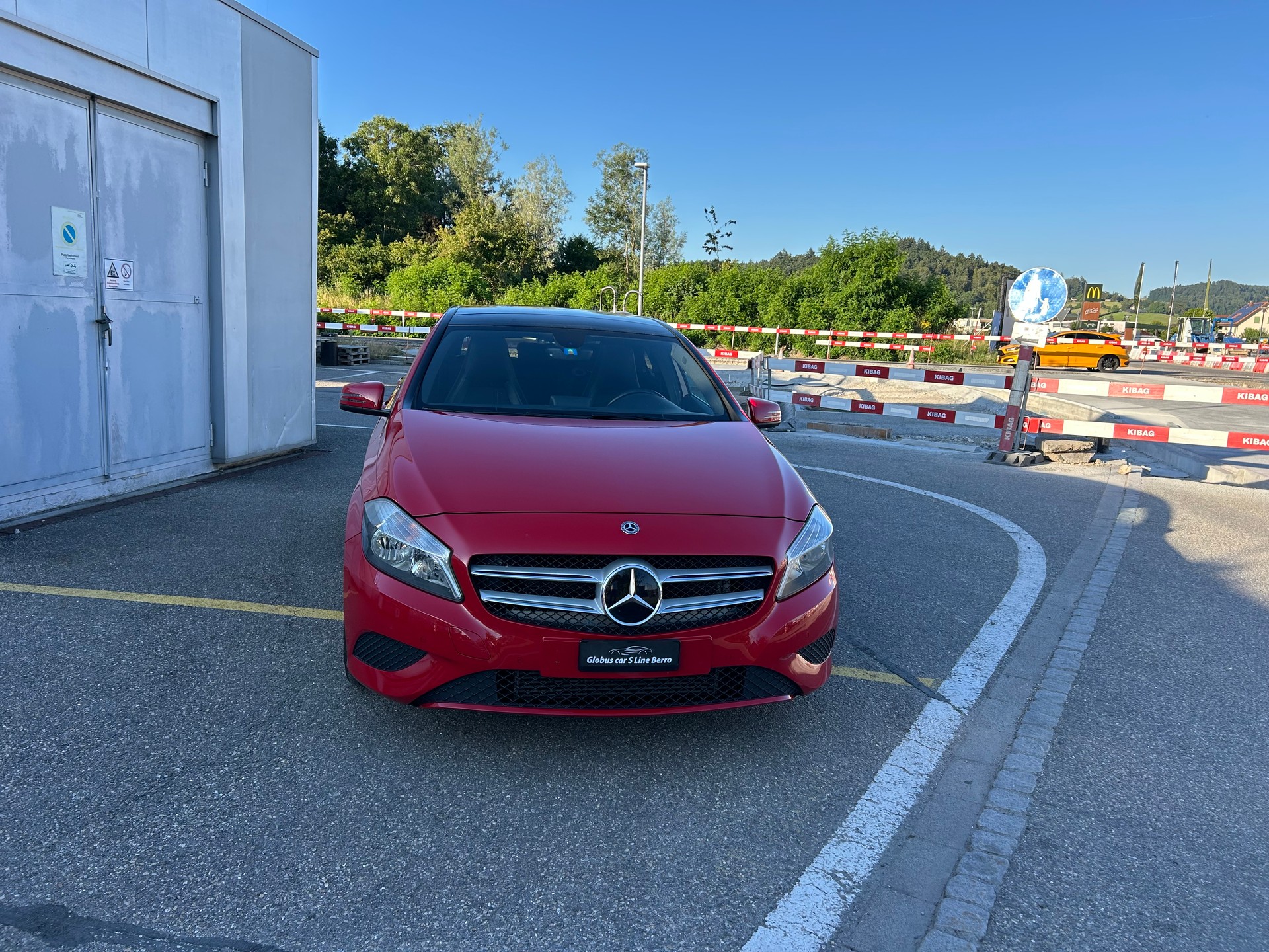 MERCEDES-BENZ A 180 Urban-image-0