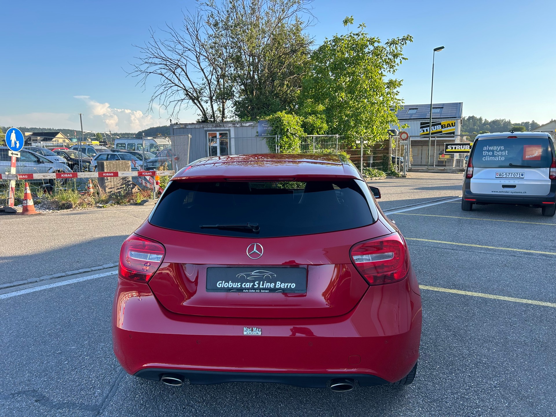 MERCEDES-BENZ A 180 Urban-image-4