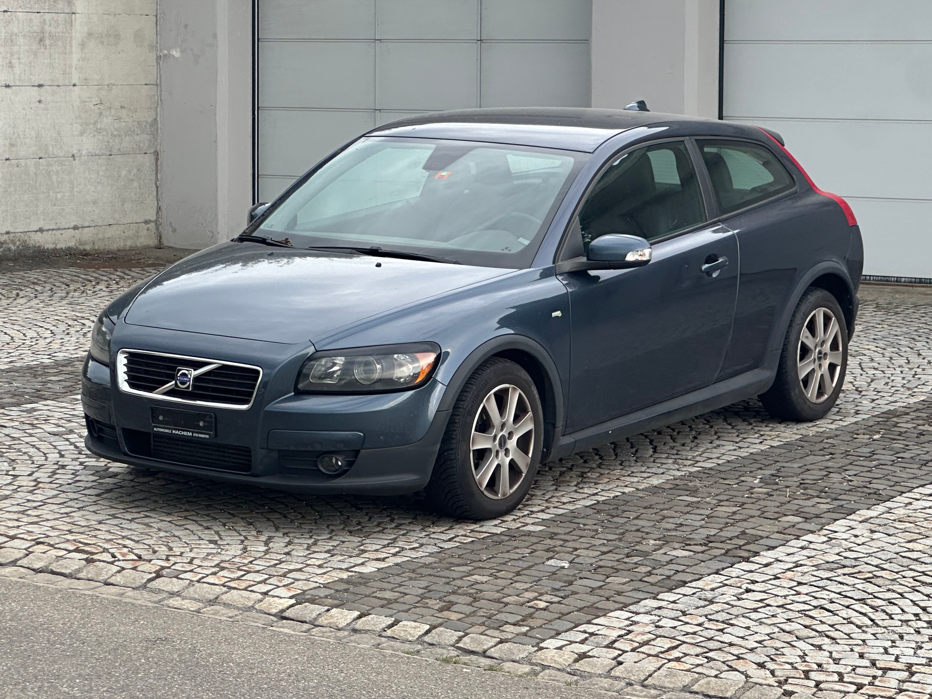 VOLVO C30 1.6D DRIVe Momentum-image-2